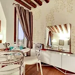 Modern Apartment In Venice Gf